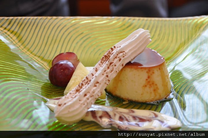 208199_1887427538141_8052687_n