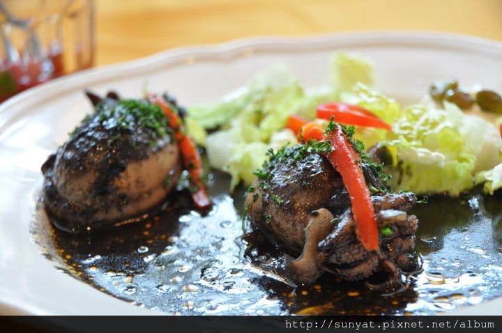 196260_1887426258109_444843_n