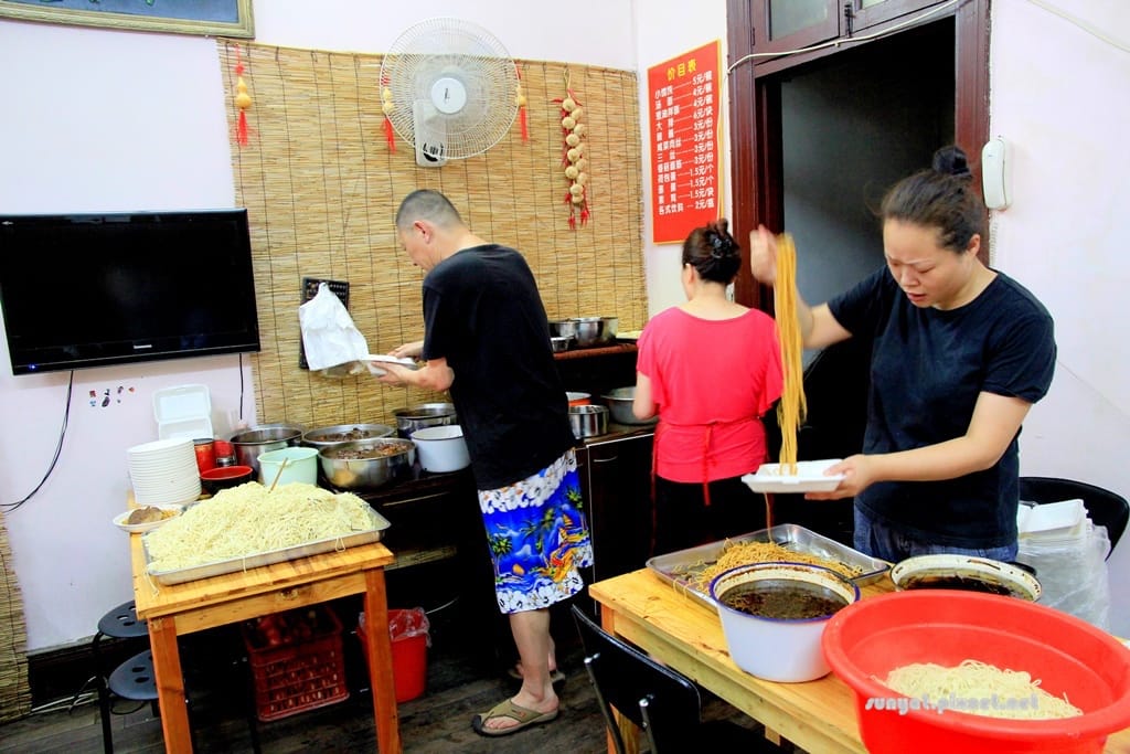 IMG_1549.JPG IMG_1549.JPG