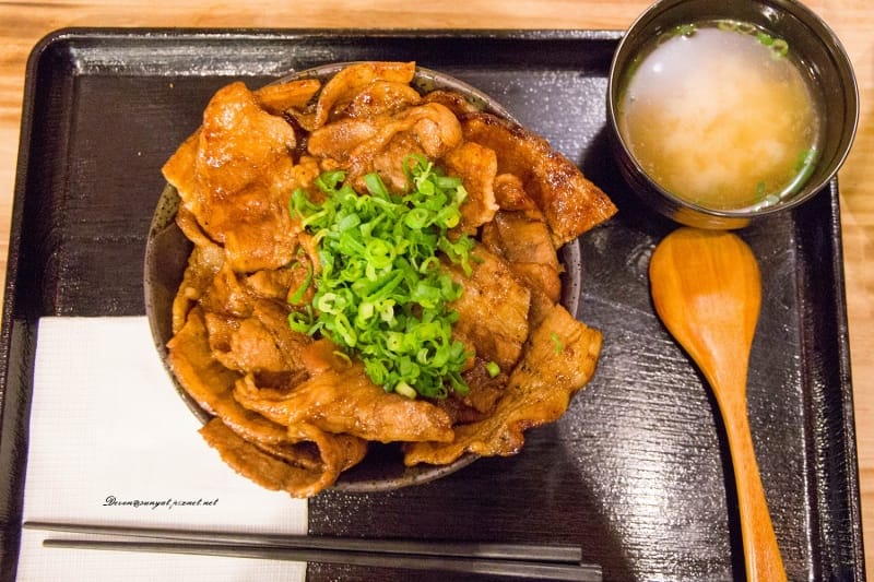 IMG_5922 (800x533).jpg