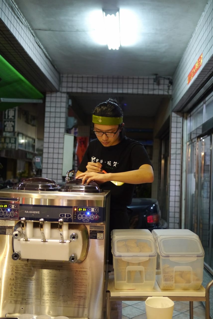 P1040516 (855x1280).jpg