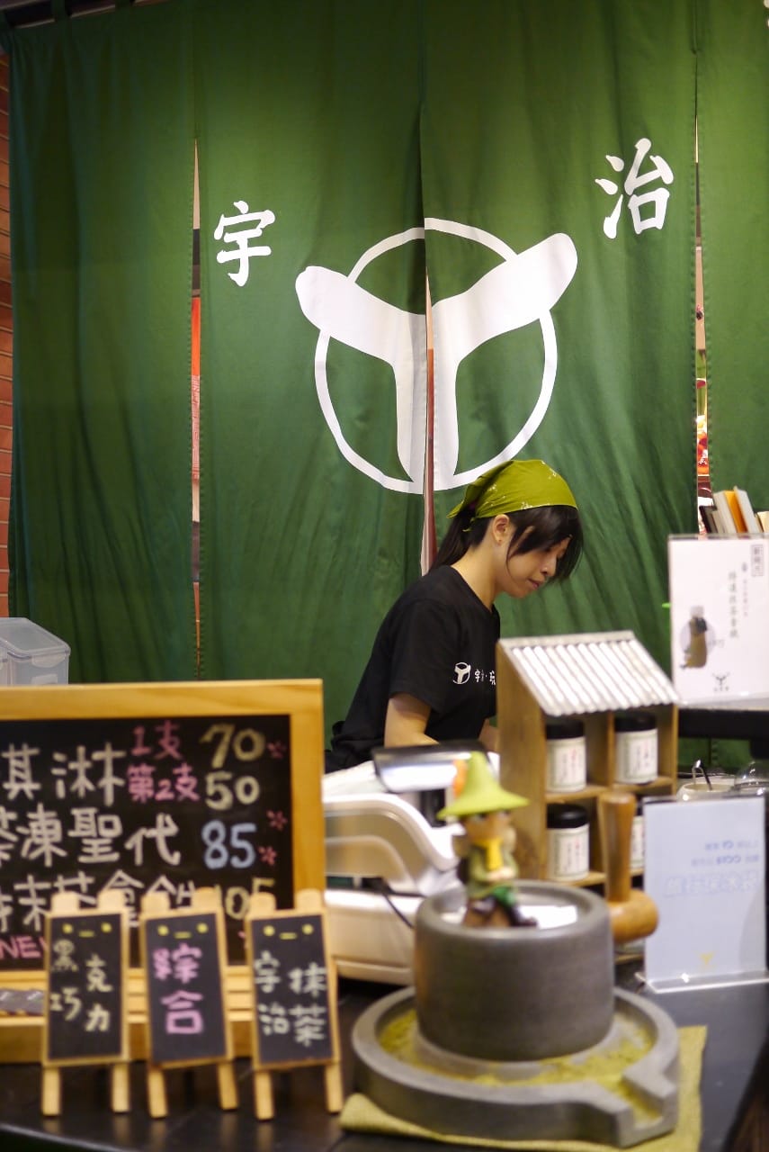 P1040531 (855x1280).jpg