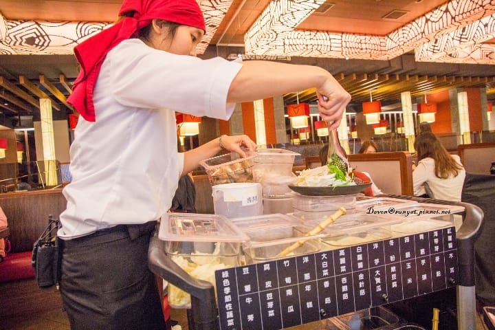 高雄-MoMo-Paradise x 大統五福店 在高雄五福牧場吃壽喜燒啦!