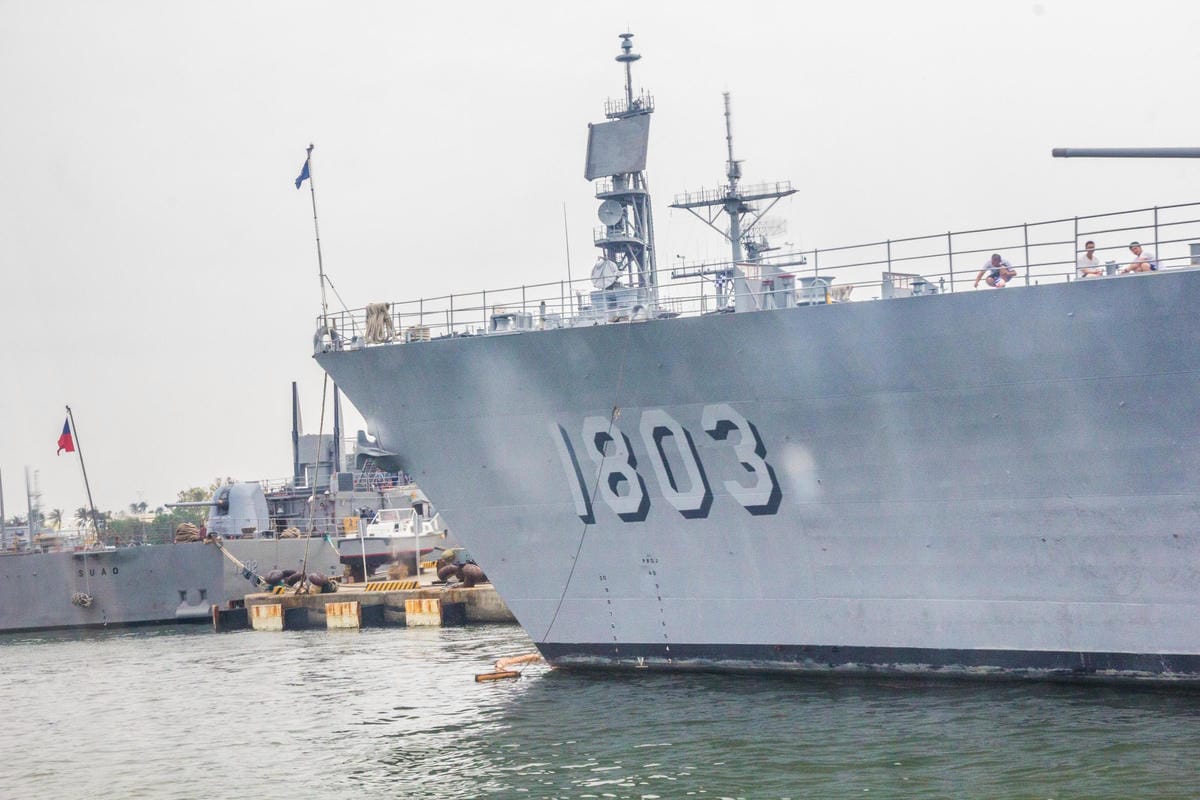 IMG_6985 (Copy).jpg IMG_6985 (Copy).jpg