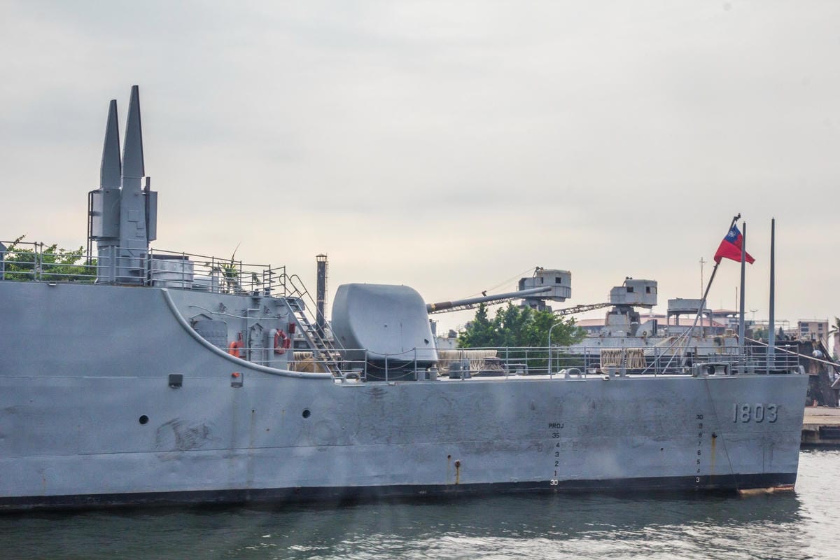 IMG_6980 (Copy).jpg IMG_6980 (Copy).jpg