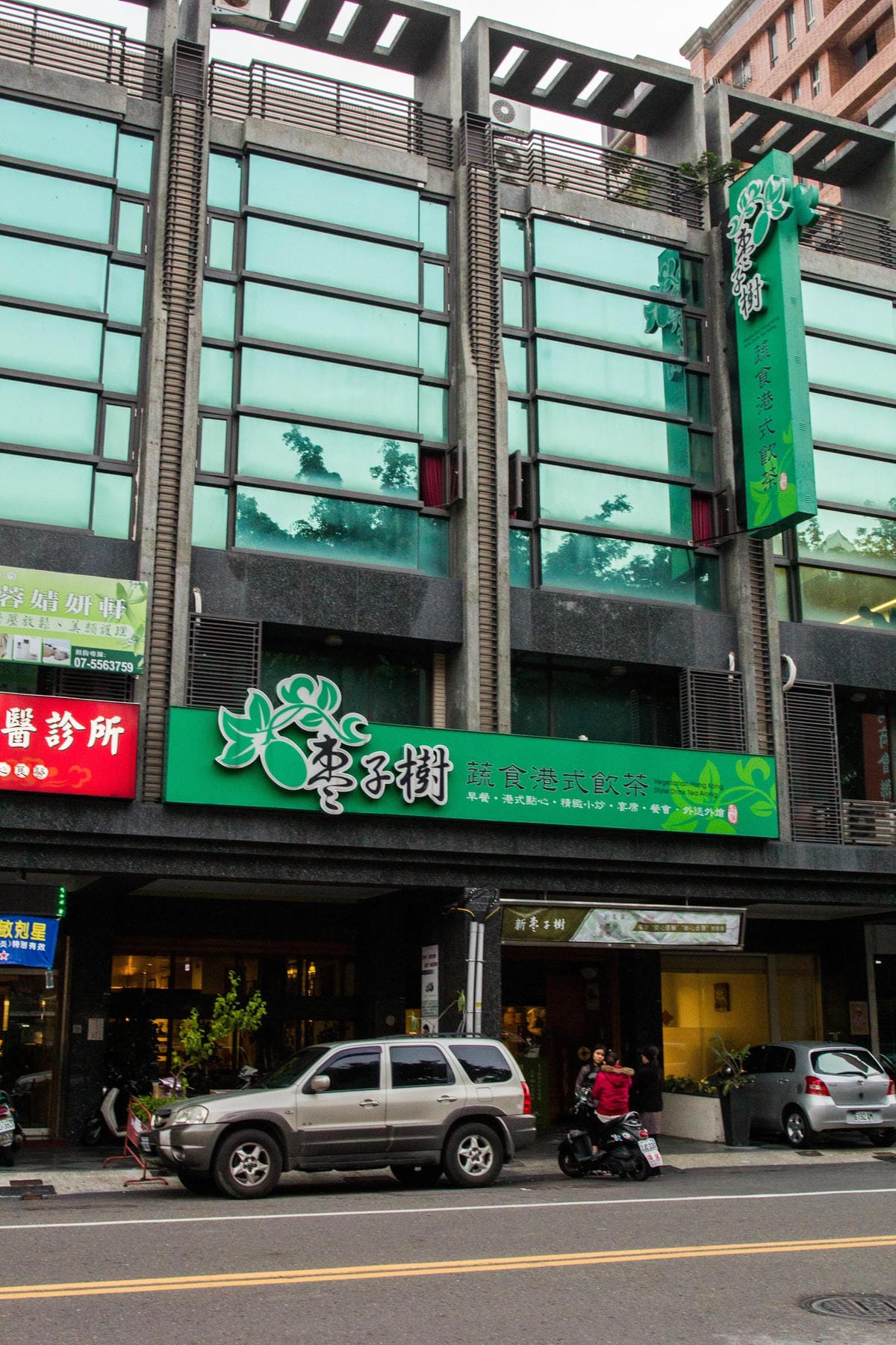 IMG_5885 (Copy).jpg IMG_5885 (Copy).jpg