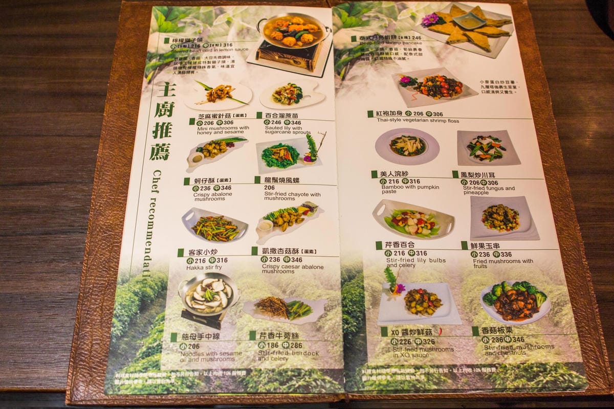 IMG_5897 (Copy).jpg IMG_5897 (Copy).jpg