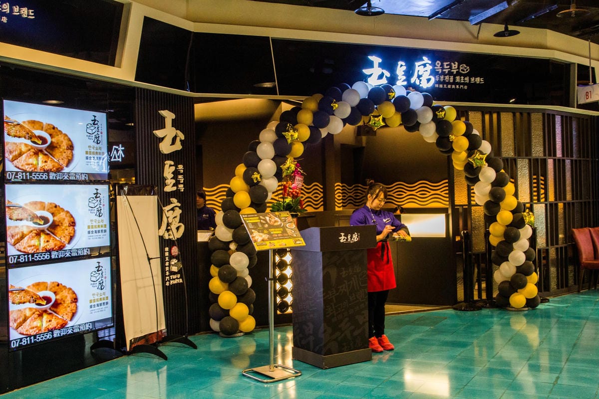 IMG_6041 (Copy).jpg IMG_6041 (Copy).jpg