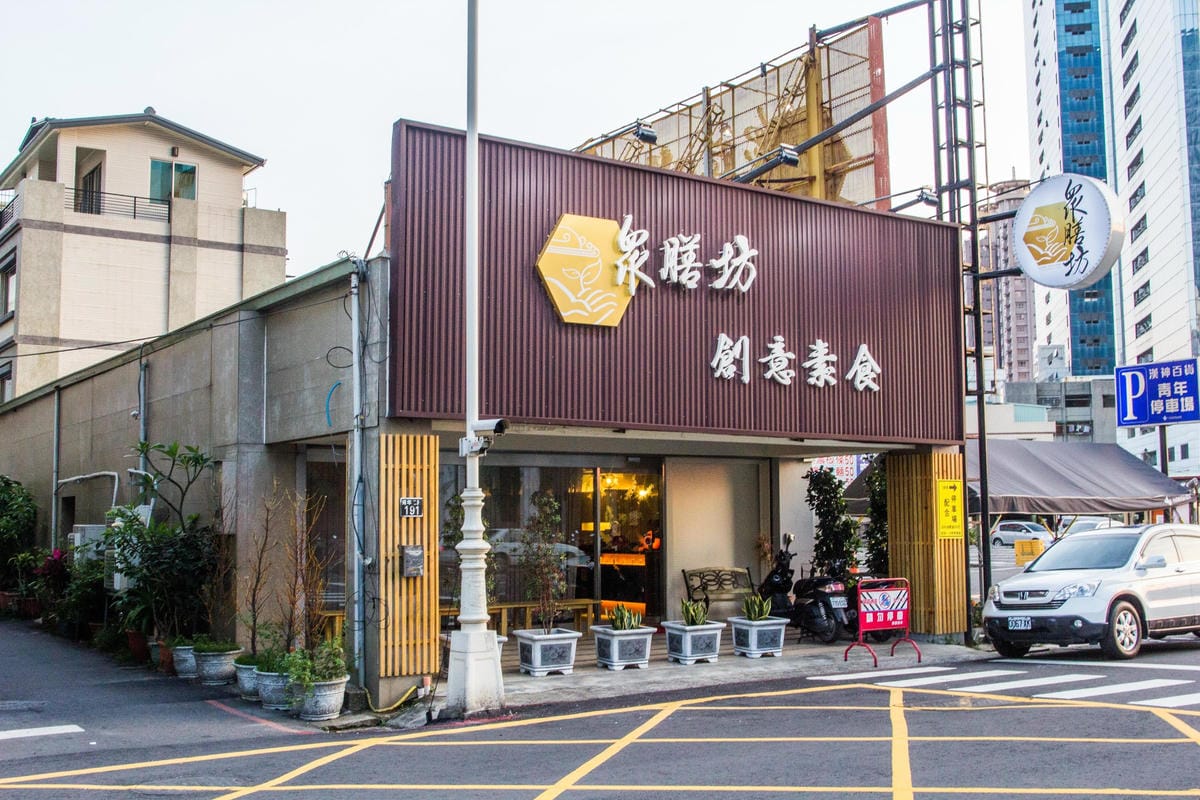 IMG_0374 (Copy).jpg IMG_0374 (Copy).jpg