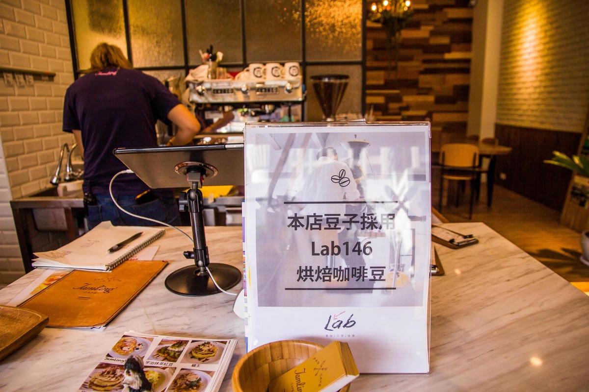 IMG_1374 (Copy).jpg IMG_1374 (Copy).jpg