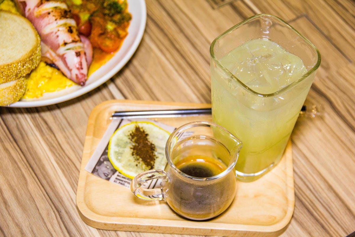 IMG_2382 (Copy).jpg IMG_2382 (Copy).jpg