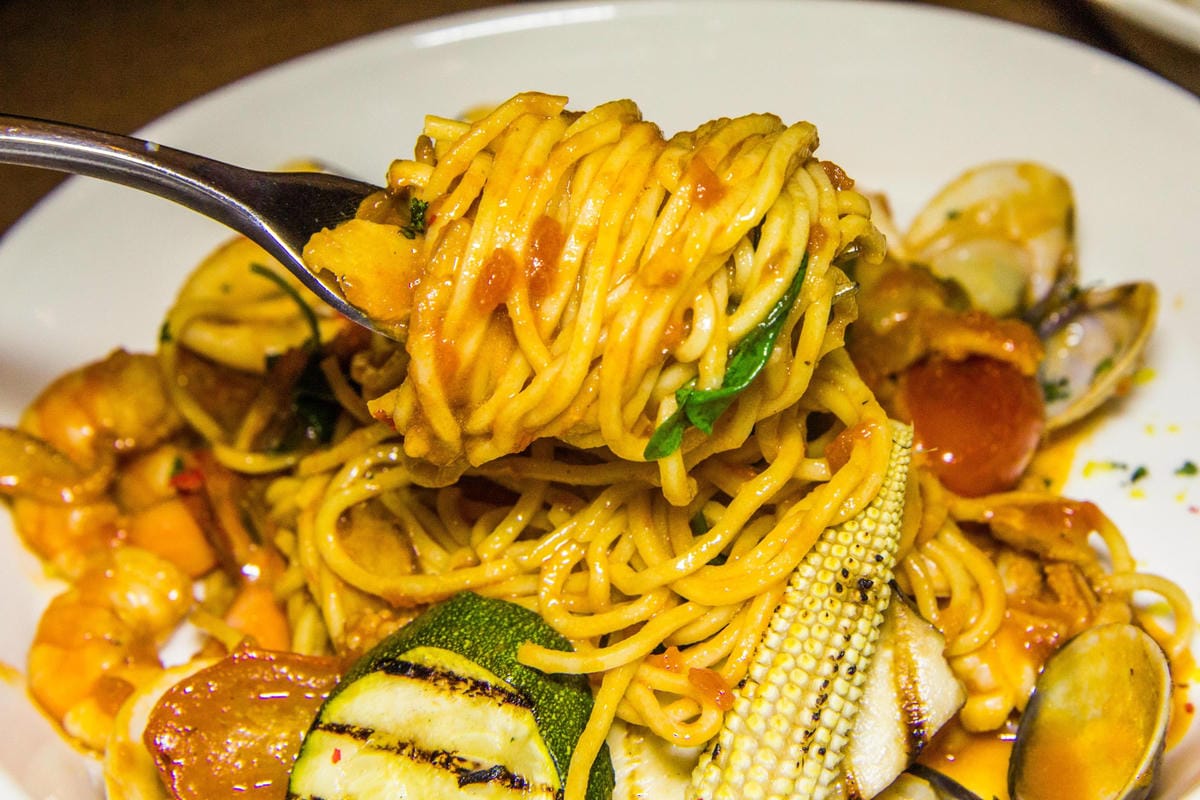 IMG_4698 (Copy).jpg IMG_4698 (Copy).jpg