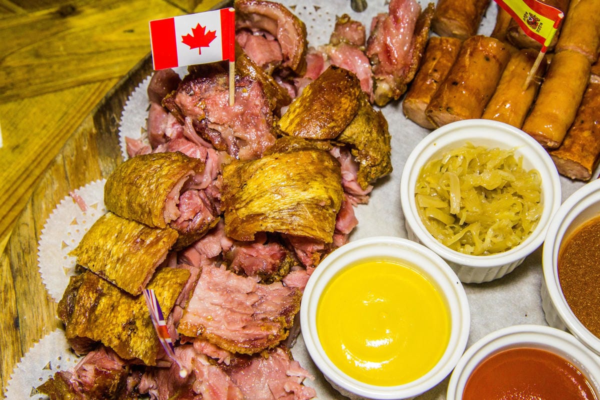 IMG_5540 (Copy).jpg IMG_5540 (Copy).jpg