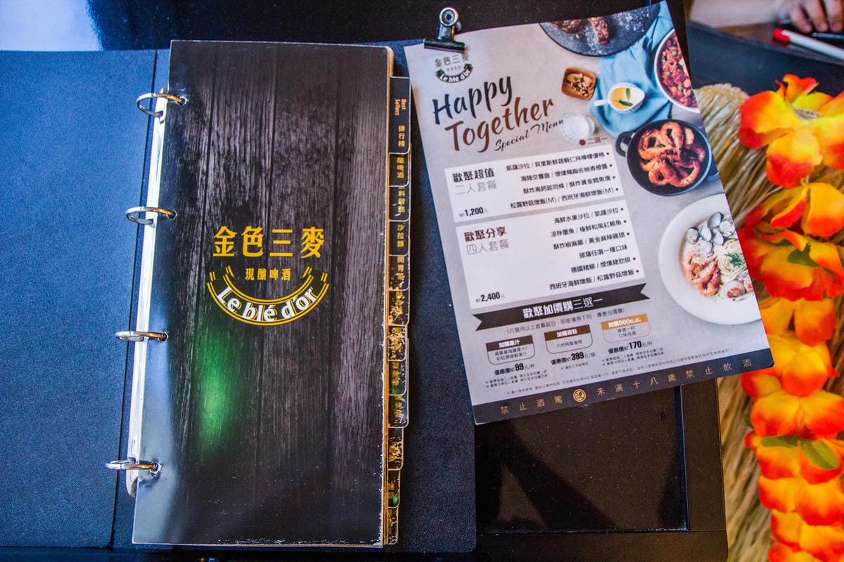 IMG_5464 (Copy).jpg IMG_5464 (Copy).jpg