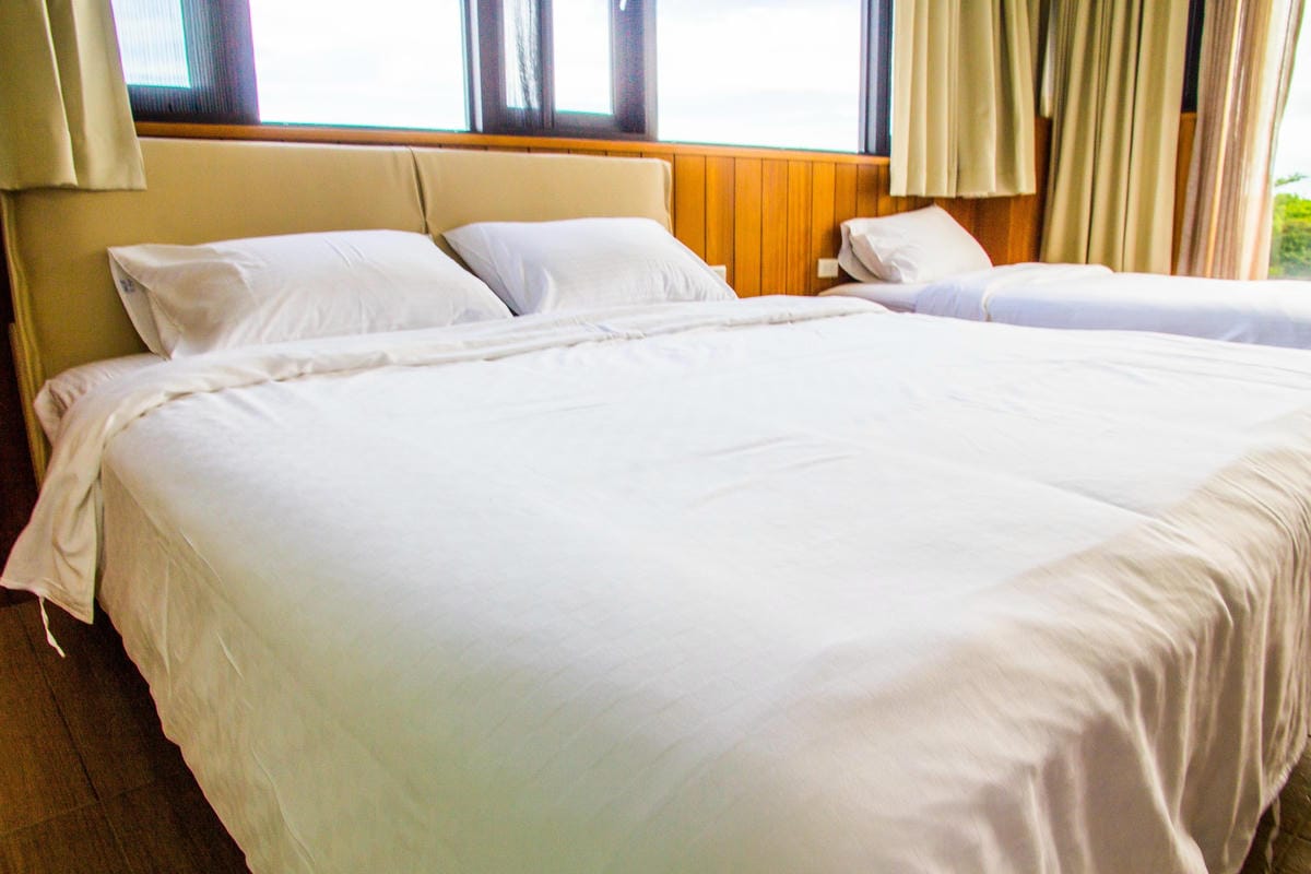 IMG_6008 (Copy).jpg IMG_6008 (Copy).jpg