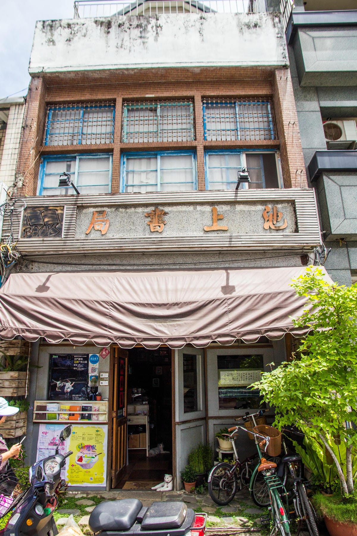 IMG_5947 (Copy).jpg IMG_5947 (Copy).jpg