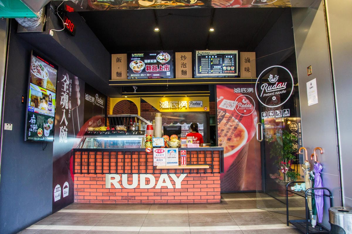 IMG_8477 (Copy).jpg IMG_8477 (Copy).jpg