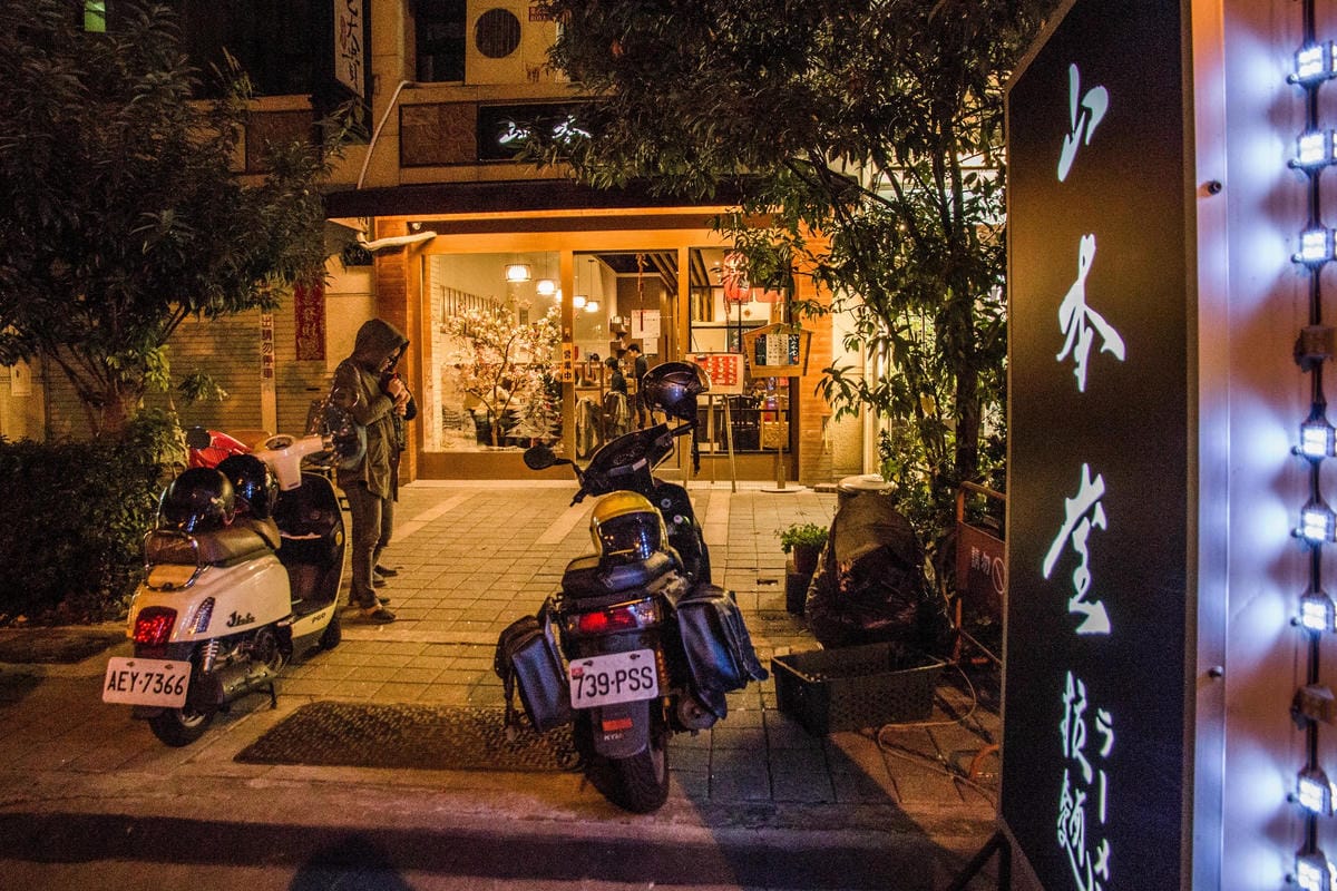 IMG_0136 (Copy).jpg IMG_0136 (Copy).jpg