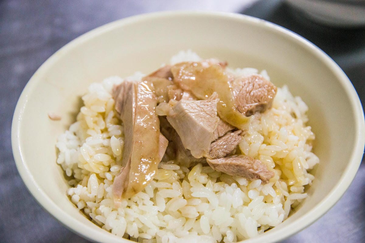 嘉義-阿樓師火雞肉飯 邪惡宵夜場的油香雞肉飯