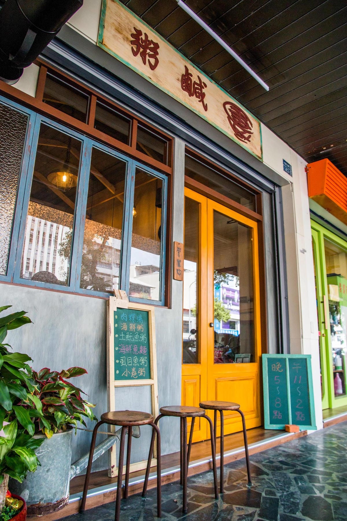 IMG_9687 (Copy).jpg IMG_9687 (Copy).jpg