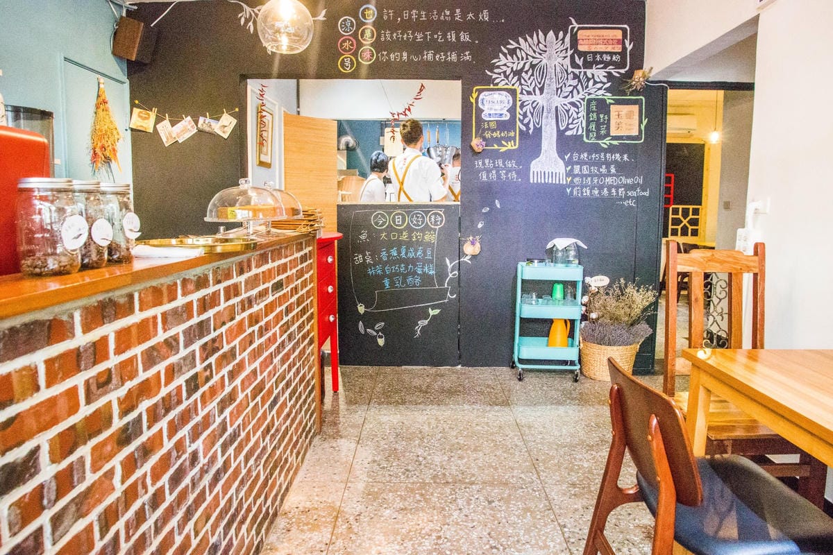 IMG_7525 (Copy).jpg IMG_7525 (Copy).jpg