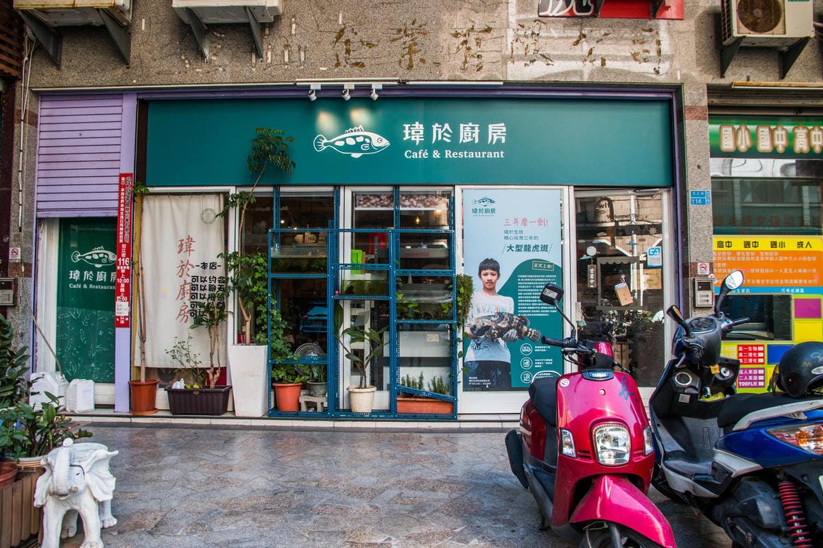 IMG_8335 (Copy).jpg IMG_8335 (Copy).jpg