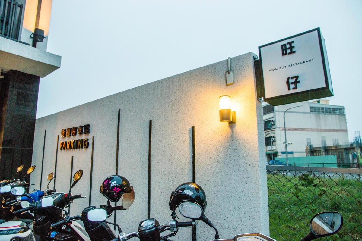 IMG_9589 (Copy).jpg IMG_9589 (Copy).jpg