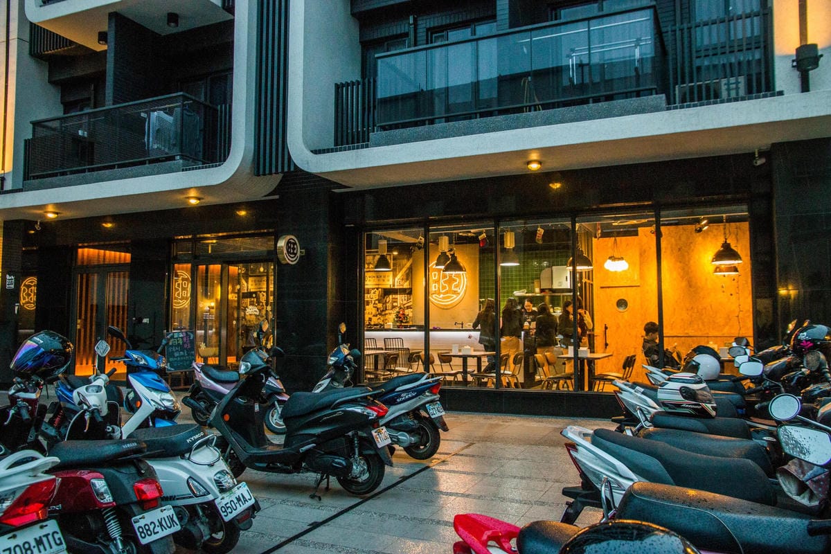 IMG_9588 (Copy).jpg IMG_9588 (Copy).jpg