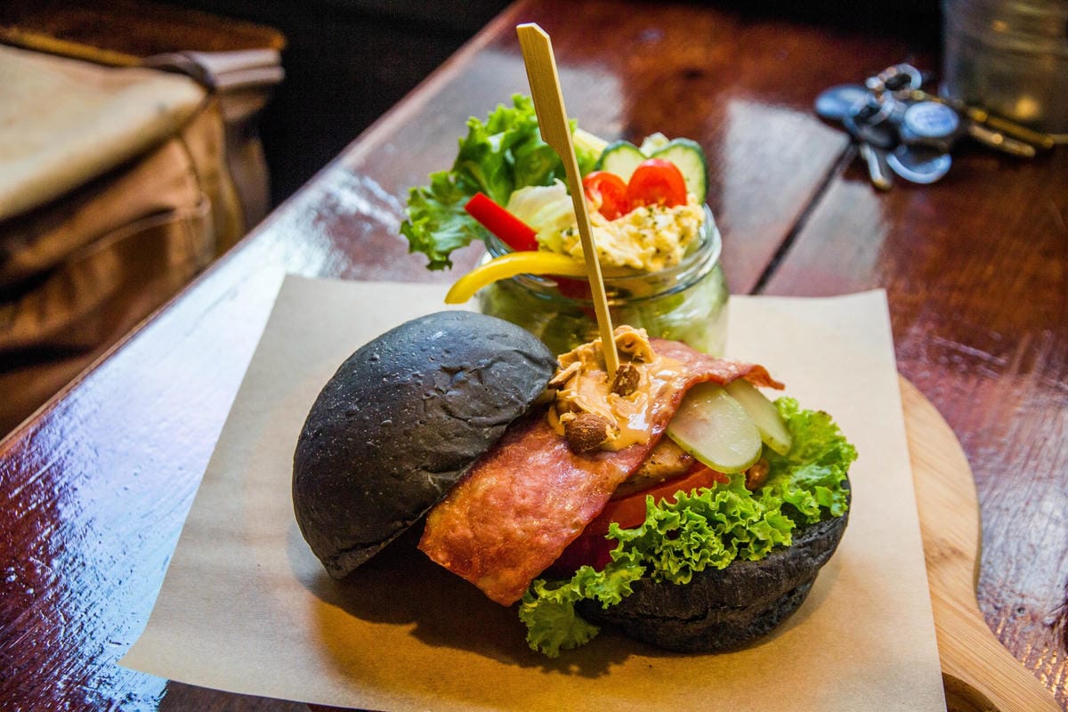 IMG_9534 (Copy).jpg IMG_9534 (Copy).jpg