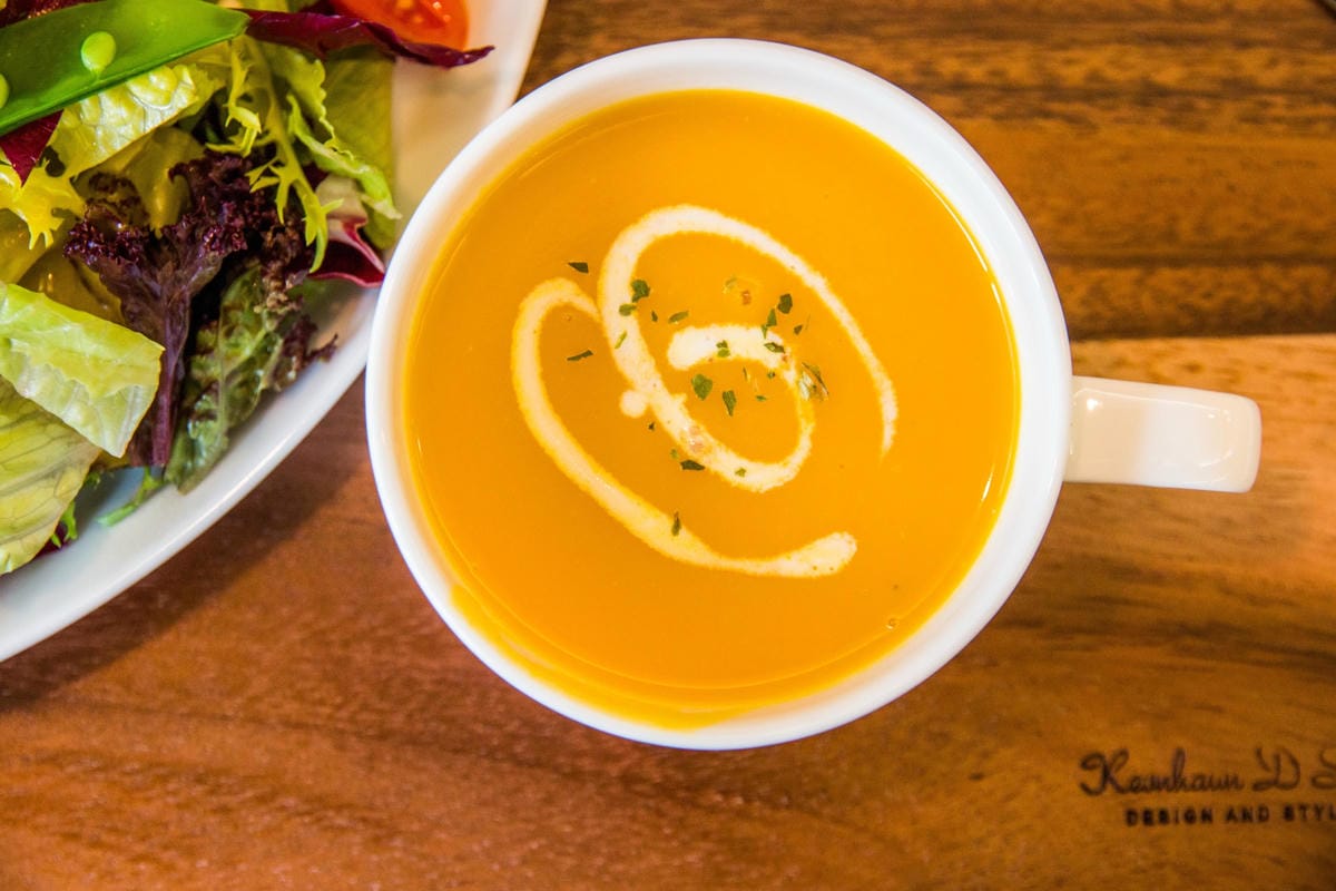 IMG_2585 (Copy).jpg IMG_2585 (Copy).jpg