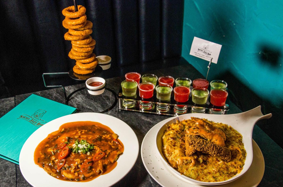 IMG_5486 (Copy).jpg IMG_5486 (Copy).jpg