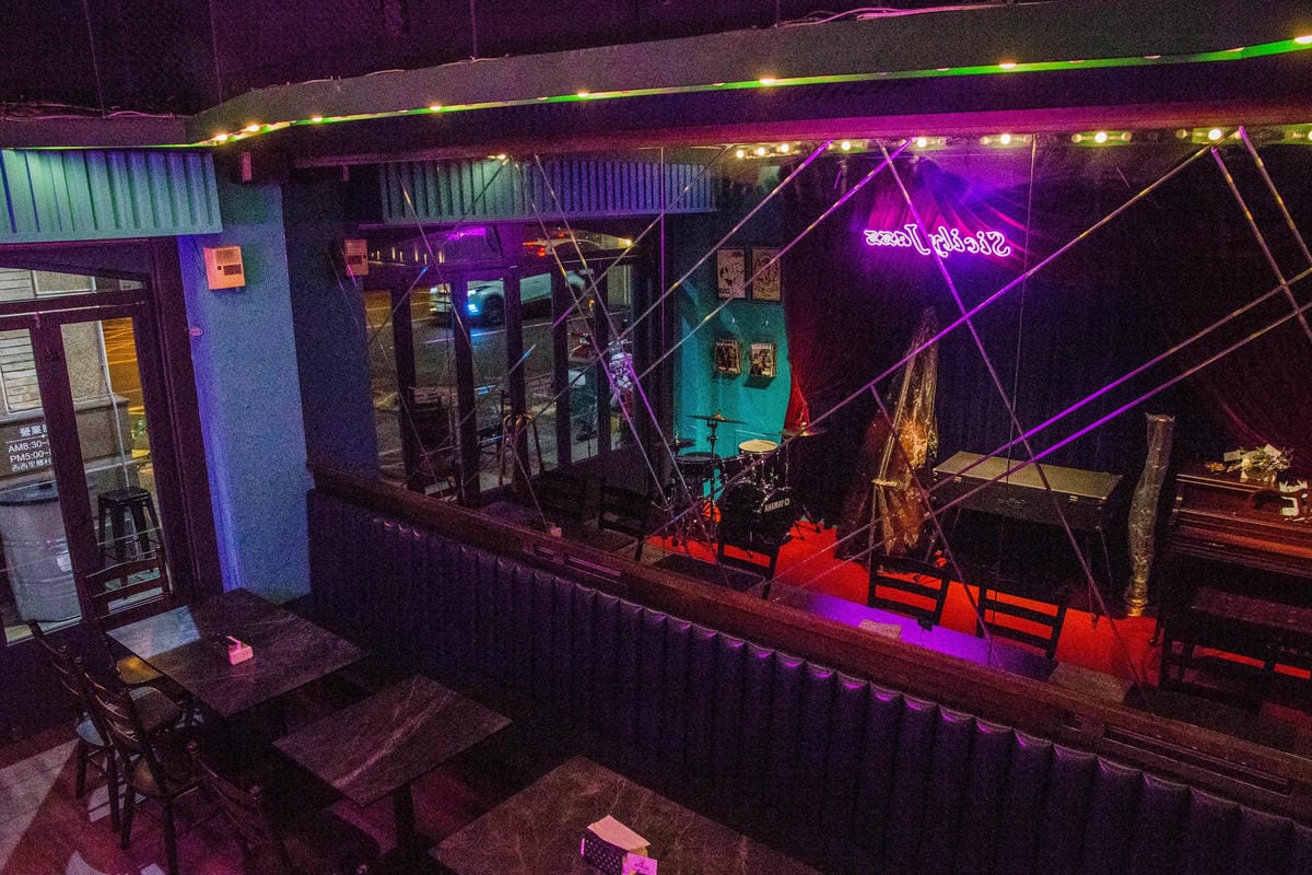 IMG_5469 (Copy).jpg IMG_5469 (Copy).jpg