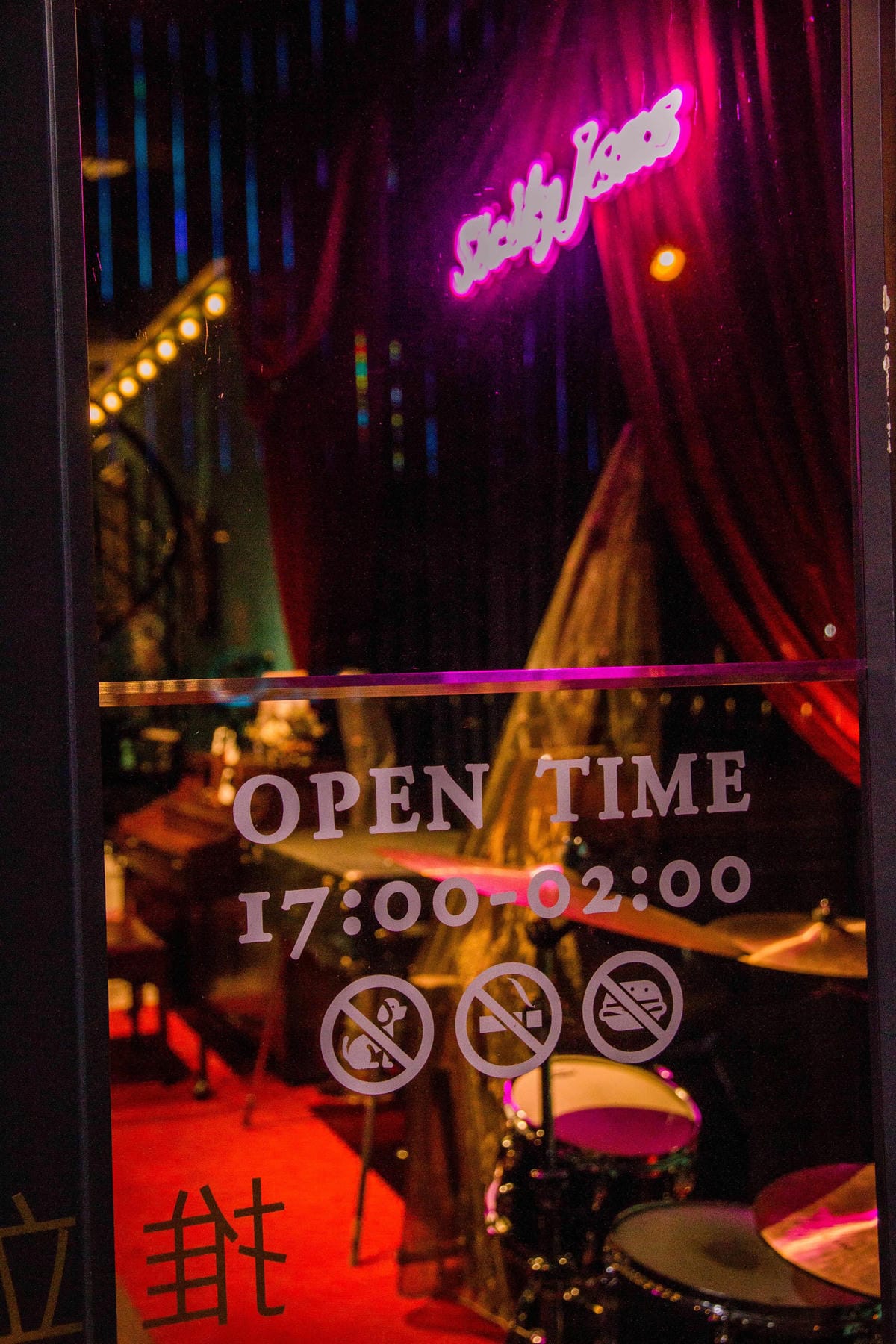 IMG_5549 (Copy).jpg IMG_5549 (Copy).jpg