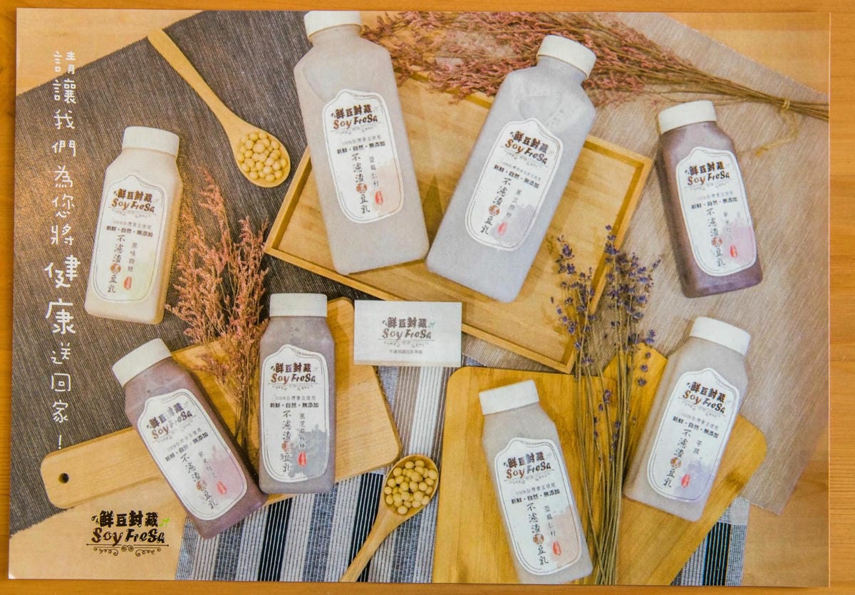 IMG_6990 (Copy).jpg IMG_6990 (Copy).jpg