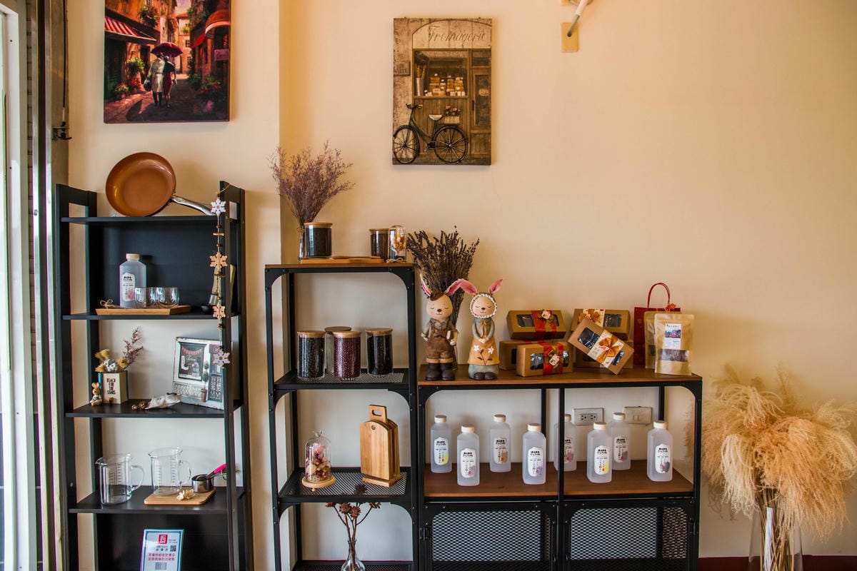 IMG_6937 (Copy).jpg IMG_6937 (Copy).jpg