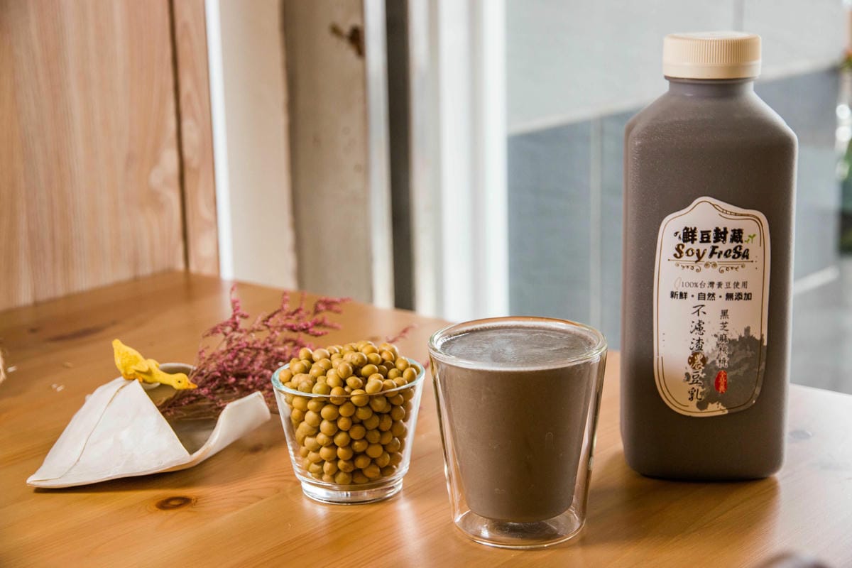 IMG_6976 (Copy).jpg IMG_6976 (Copy).jpg