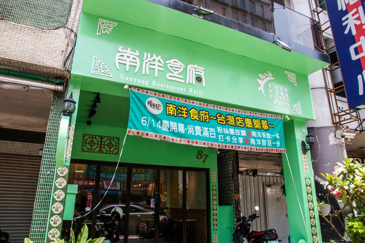 IMG_2052.jpg IMG_2052.jpg