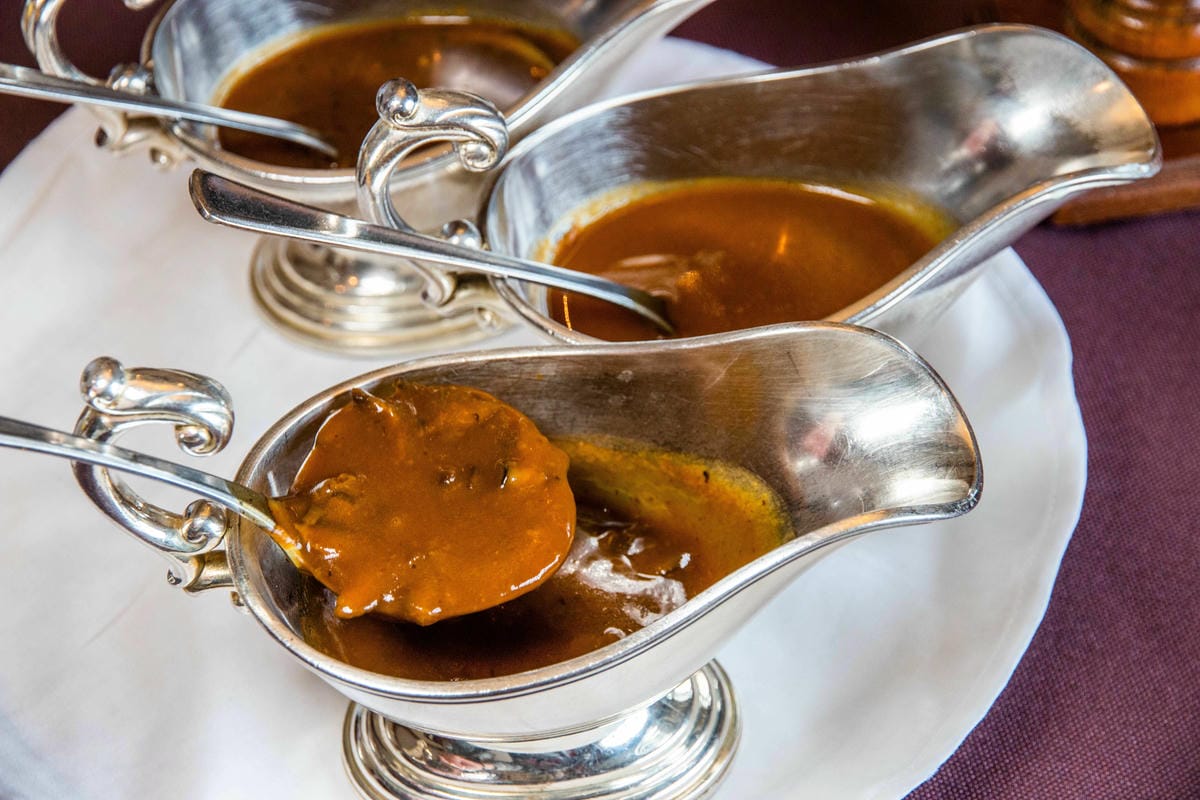 /tmp/phpe8o1yN /tmp/phpe8o1yN