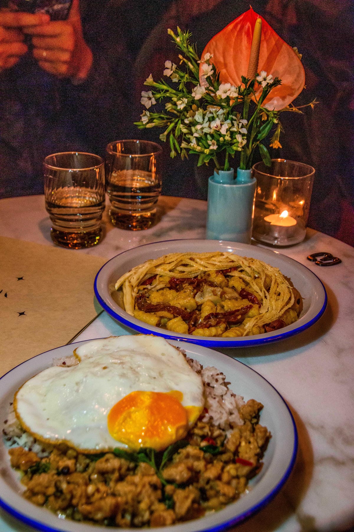 /tmp/phpoe3q3L /tmp/phpoe3q3L