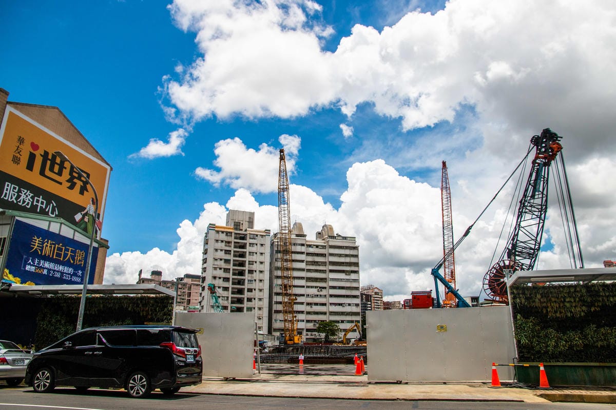 /tmp/phpImbiuU /tmp/phpImbiuU