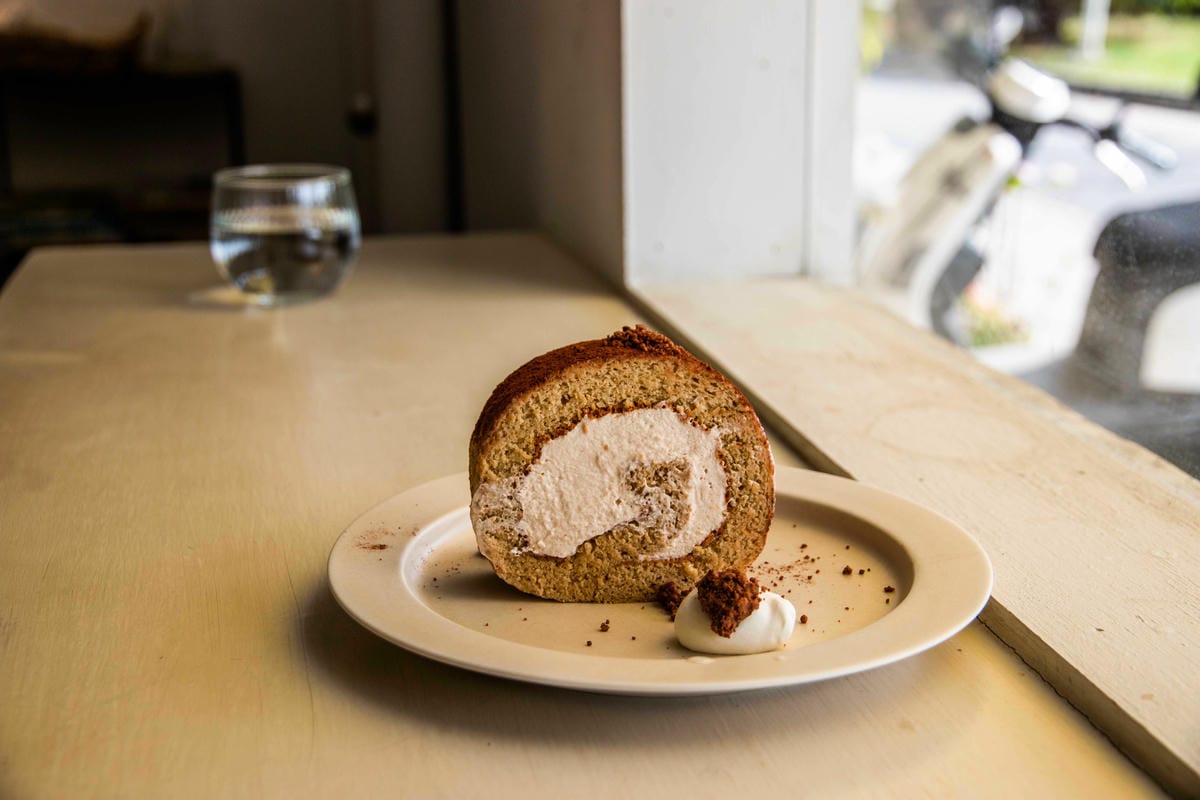 /tmp/phpfpo85R /tmp/phpfpo85R