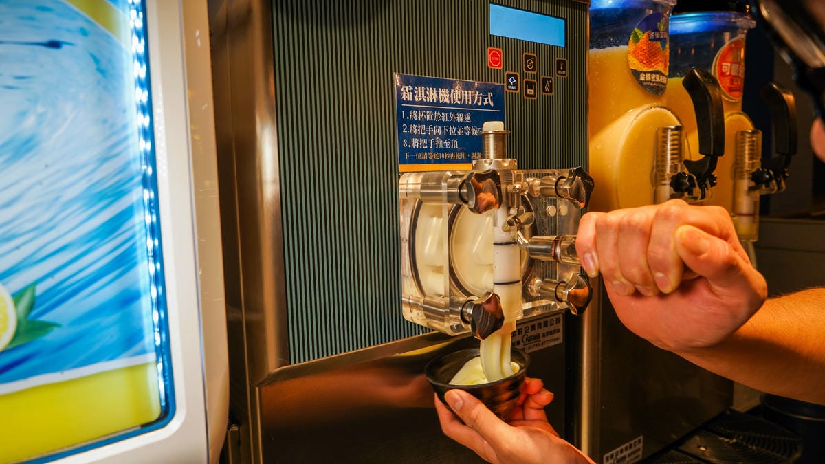 A7_03439.JPG A7_03439.JPG