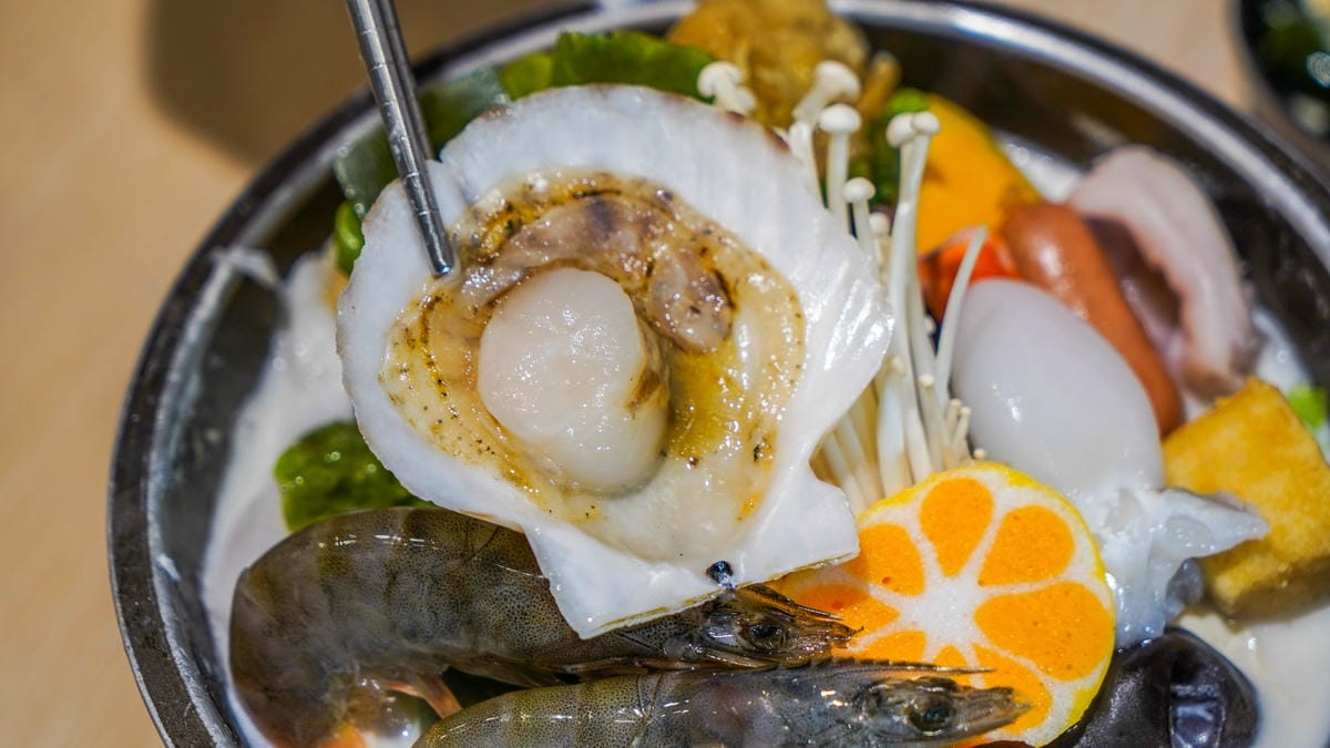 A7_06987.jpg A7_06987.jpg