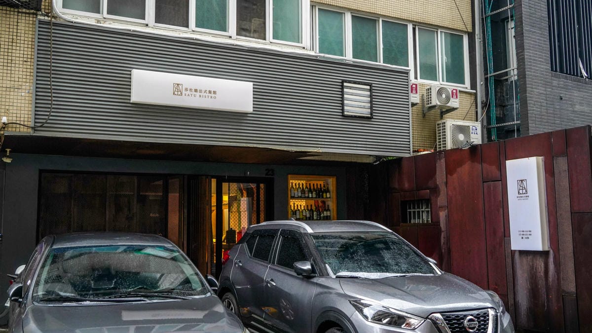 A7_09648.jpg A7_09648.jpg