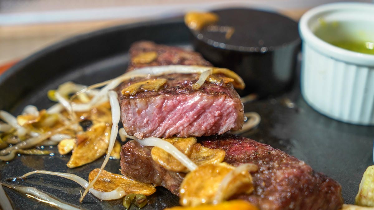 A7_01946.jpg A7_01946.jpg