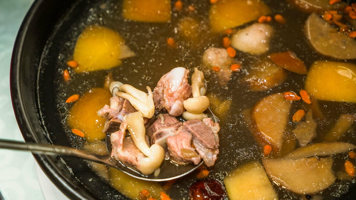 /tmp/phpNniR4x /tmp/phpNniR4x