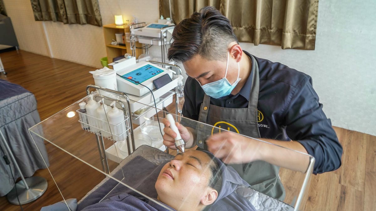 A7_04503.jpg A7_04503.jpg