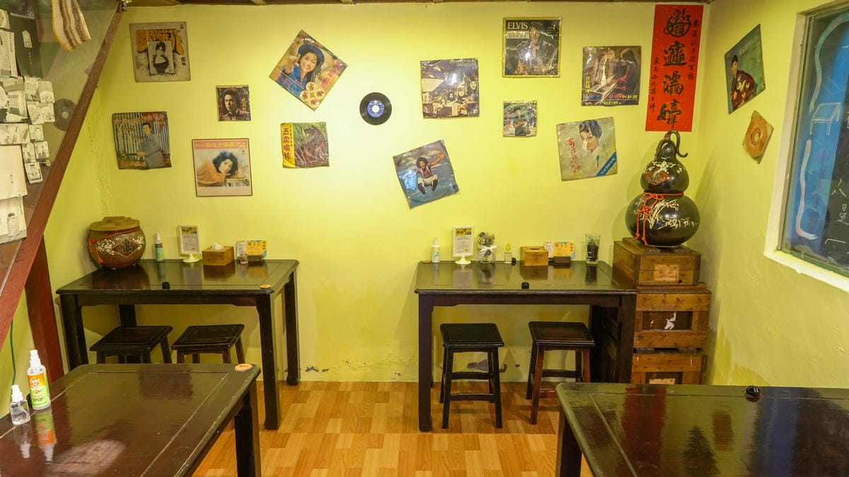 A7_05044.jpg A7_05044.jpg