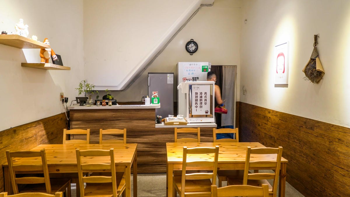 A7_04844.jpg A7_04844.jpg