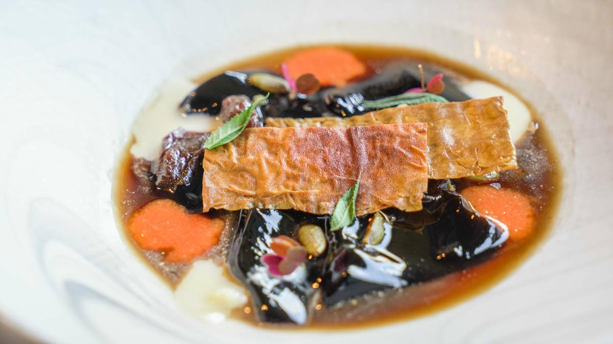 A7_05951.jpg A7_05951.jpg